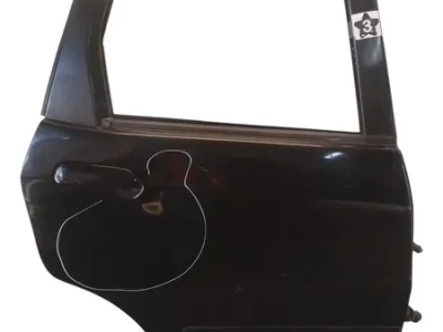Puerta Trasera Derecha Honda Fit Li (06890230)