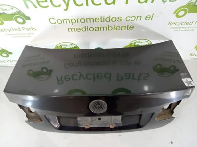Tapa De Baul Vw Vento Lv (02755016) Lp