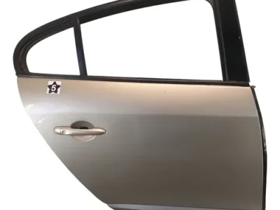 Puerta Trasera Derecha Renault Fluence (06280457)