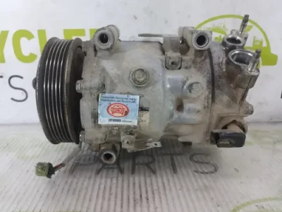 Compresor De A/a Peugeot 408 2.0 (05832869)