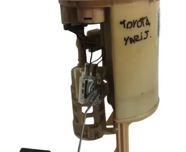 Bomba De Nafta Toyota Yaris 1.5 (05802600)