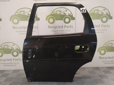 Puerta Tasera Izquierda Chevrolet Corsa (04421136)