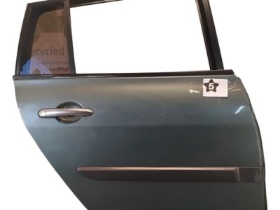 Puerta Trasera Derecha Renault Megane F2 Rural (05802580)