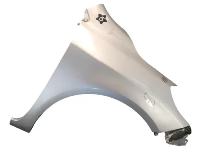 Guardabarro Derecho Nissan Versa Lv (05703572)