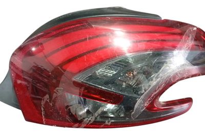 Faro Trasero Derecho Peugeot 208 2017 Original (06961405)