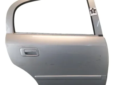 Puerta Trasera Derecha Chevrolet Astra (05972559)