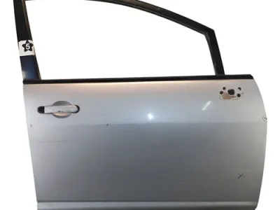 Puerta Delantera Derecha Nissan Tiida (05026877)