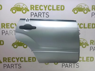 Puerta Trasera Derecha Subaru Forester (04315327) Lp*