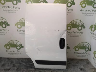 Puerta Trasera Derecha Fiat Qubo (05813708)