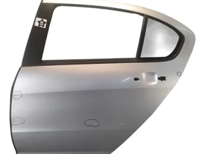 Puerta Trasera Izquierda Peugeot 408 (06949686)