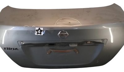 Tapa De Baul Nissan Tiida (05373569)
