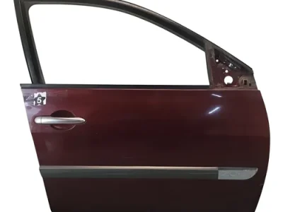 Puerta Delantera Derecha Renault Megane F2 (05647084)