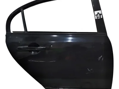 Puerta Trasera Derecha Honda Civic 8va (05644384) Lp