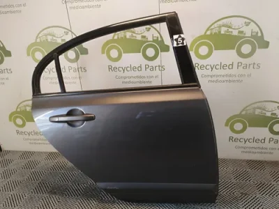 Puerta Trasera Derecha Honda Civic 8va (06057560)
