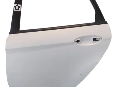 Puerta Trasera Izquierda Ford Fiesta Kd 5p (06807775)