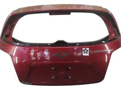 Porton Trasero Chevrolet Sonic (05373512)