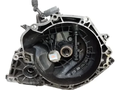 Caja De Velocidades Chevrolet Corsa 1.4 8v (05972562)