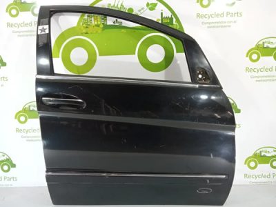 Puerta Delantera Derecha Mercedes Benz B200 (03660709) Lp
