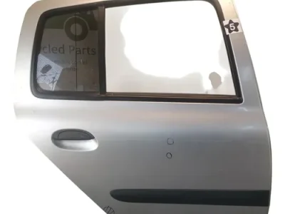 Puerta Trasera Derecha Renault Clio F2 (aa00720210)