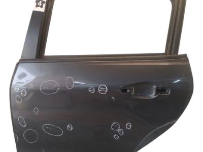 Puerta Trasera Izquierda Peugeot 2008 (05502901)