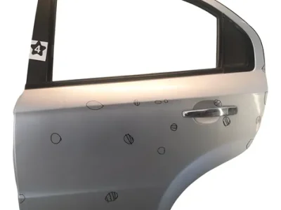 Puerta Trasera Izquierda Chevrolet Aveo (aa00716556)