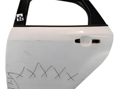 Puerta Trasera Izquierda Ford Focus F3 (04205835)