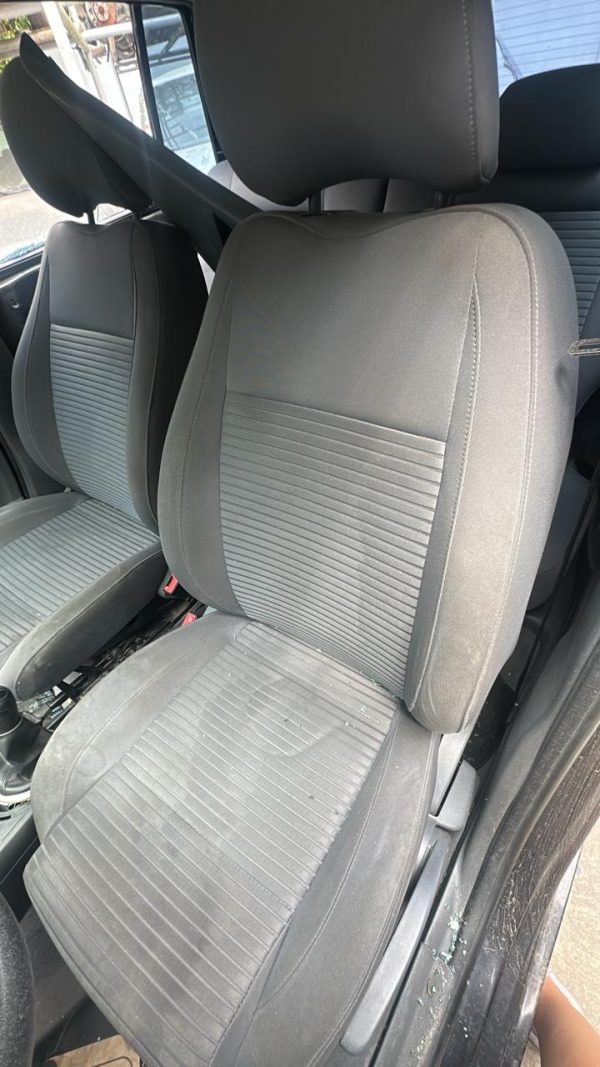VW VOLKSWAGEN SURAN (GZQ877)