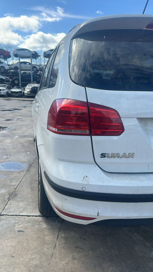 VW VOLKSWAGEN SURAN 1.6 16V 5D 428 (AB312YX)