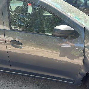 RENAULT NUEVO LOGAN AUTHENTIQUE 1.6 (AB805GP)