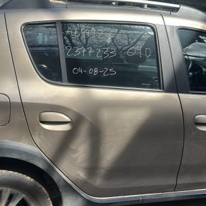 RENAULT SANDERO PH2 STEPWAY ZEN 1.6 (AE449ZW)