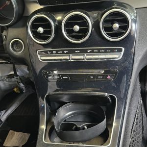 MERCEDES BENZ C250 (AB089XT)