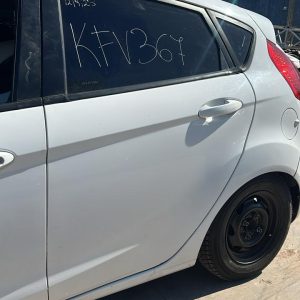 FORD FIESTA KINETIC DESIGN TITANIUM (KFV367)