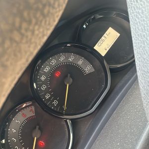 RENAULT NUEVO LOGAN AUTHENTIQUE 1.6 (AB805GP)