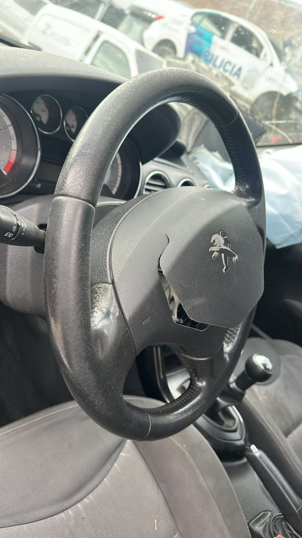 PEUGEOT 408 ACTIVE 1.6 (AB752MP)