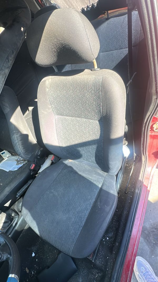 CHEVROLET CORSA CLASSIC 3P AA+DIR 1.6N (GKT230)
