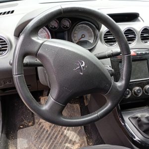 PEUGEOT 408 ALLURE 1.6 HDI (AB004BY)