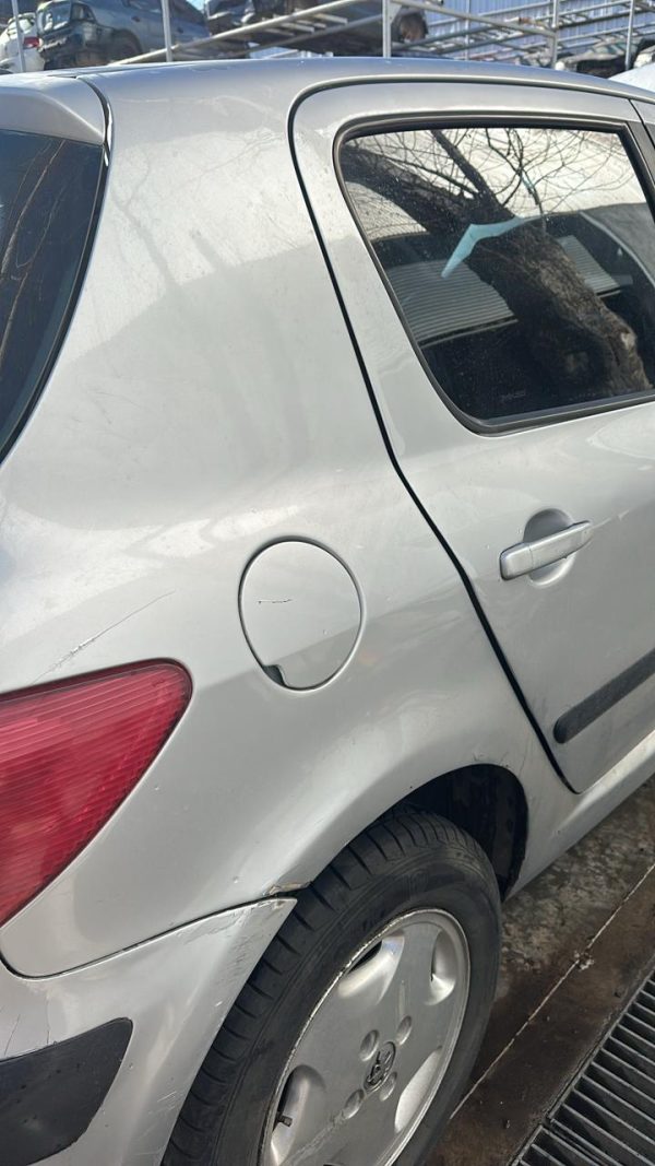 PEUGEOT 307 XS 1.6 5P (KHJ939)