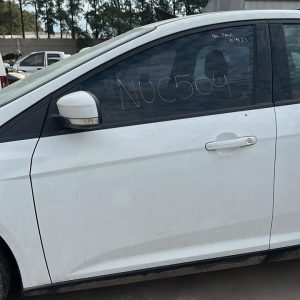 FORD FOCUS 5P 1.6L N MT S (NUC504)