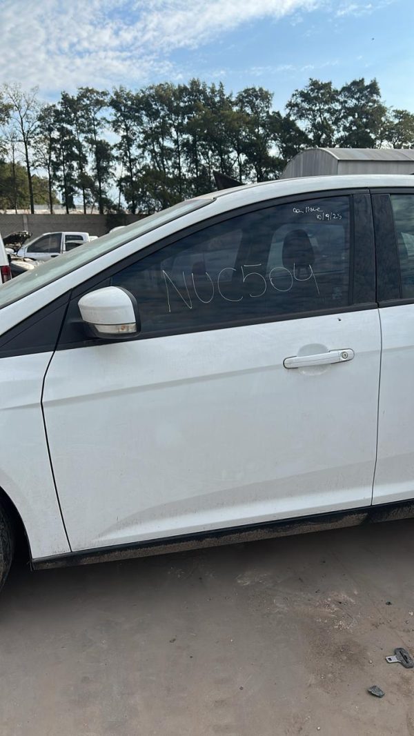 FORD FOCUS 5P 1.6L N MT S (NUC504)
