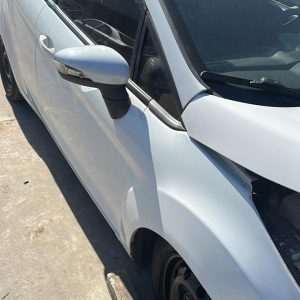 FORD FIESTA KINETIC DESIGN TITANIUM (KFV367)