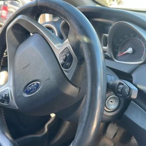 FORD FIESTA KINETIC DESIGN TITANIUM (KFV367)