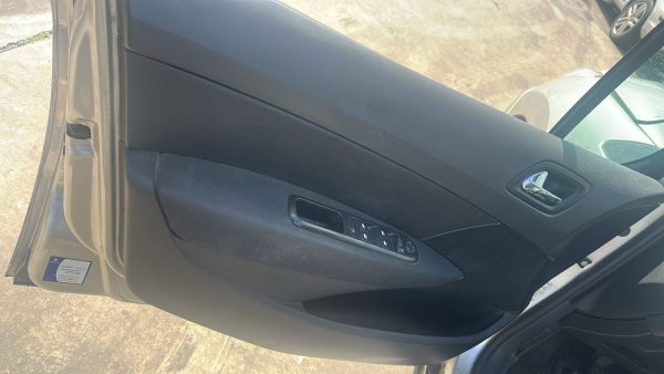 PEUGEOT 408 ALLURE 2.0N (MWC499)
