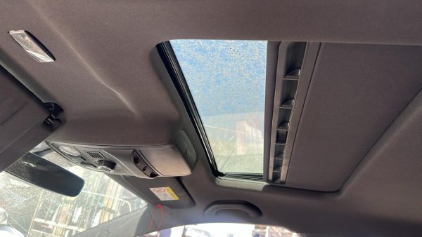 VW VOLKSWAGEN VENTO 2.0L GLI (AC334DG)