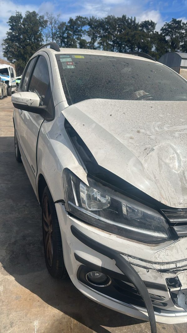 VW VOLKSWAGEN SURAN 1.6 16V 5D 428 (AB312YX)