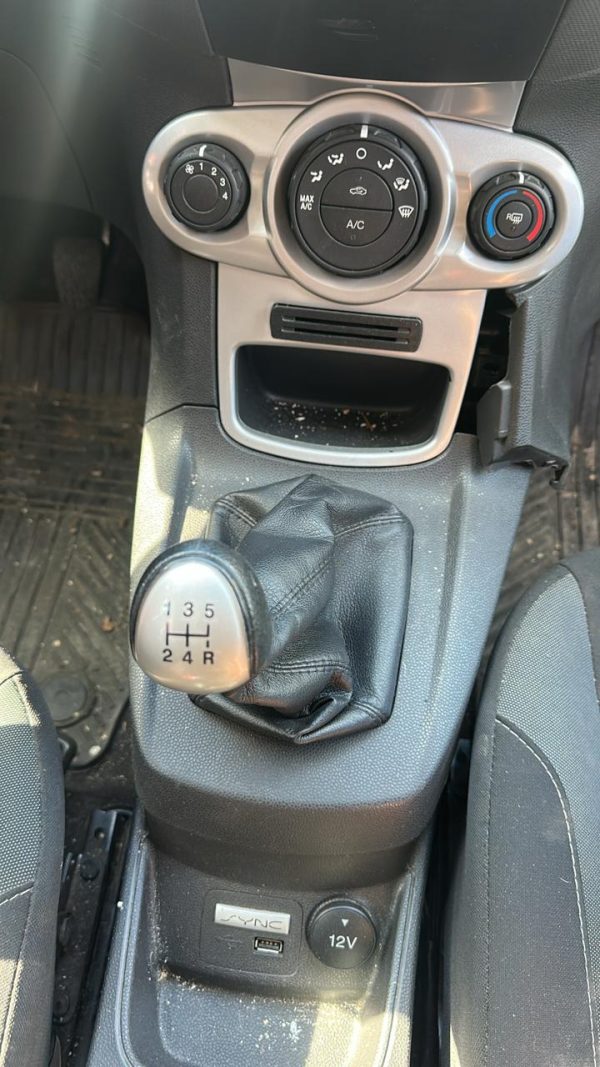 FORD FIESTA 1.6L S PLUS (AC953AD)
