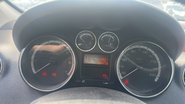 PEUGEOT 408 ALLURE 2.0N (MWC499)