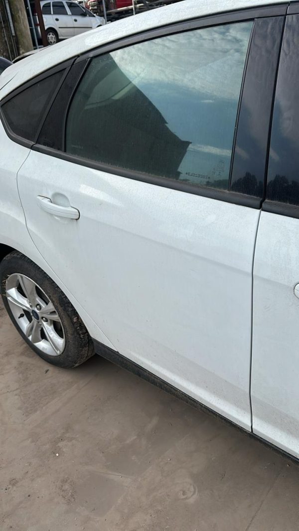 FORD FOCUS 5P 1.6L N MT S (NUC504)