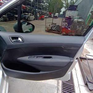 PEUGEOT 408 ALLURE 1.6 HDI (AB004BY)