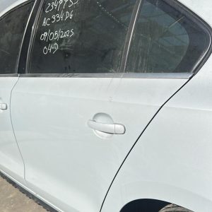 VW VOLKSWAGEN VENTO 2.0L GLI (AC334DG)