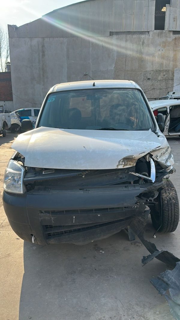 CITROEN BERLINGO FURGON VTI 115 BUSINESS AM22.5 (AF729WT)